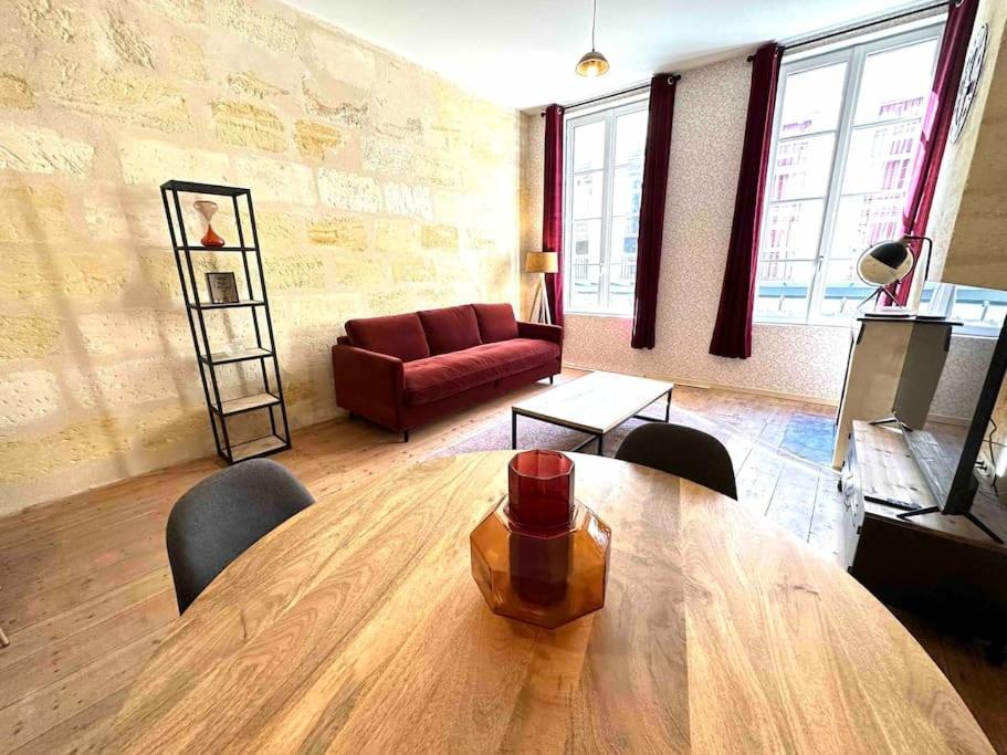2 - Hypercentre - Free Parking - Clim - Wifi - Netflix Apartment Libourne